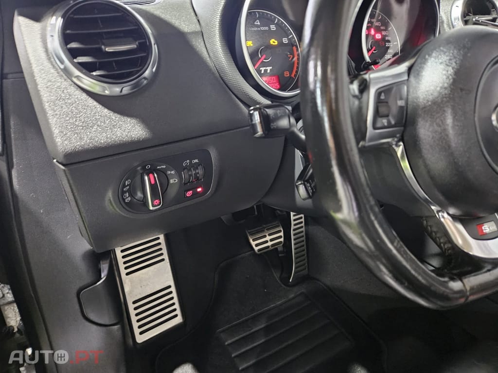 Audi TT 2.0 TFSi quattro S Tronic