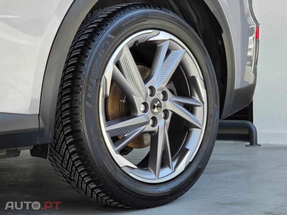 DS DS7 Crossback E-Tense Bastille+ EAT8