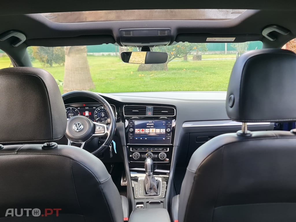 Volkswagen Golf 1.6 TDI R-Line DSG