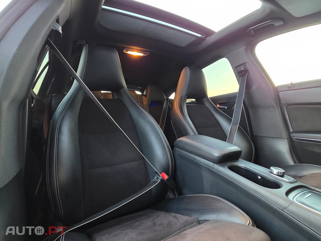 Mercedes-Benz CLA 200 AMG
