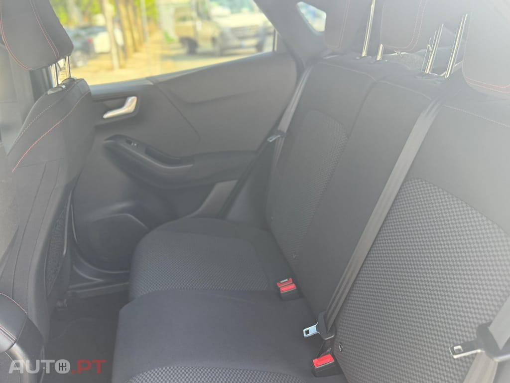 Ford Puma 1.0 EcoBoost MHEV ST-Line
