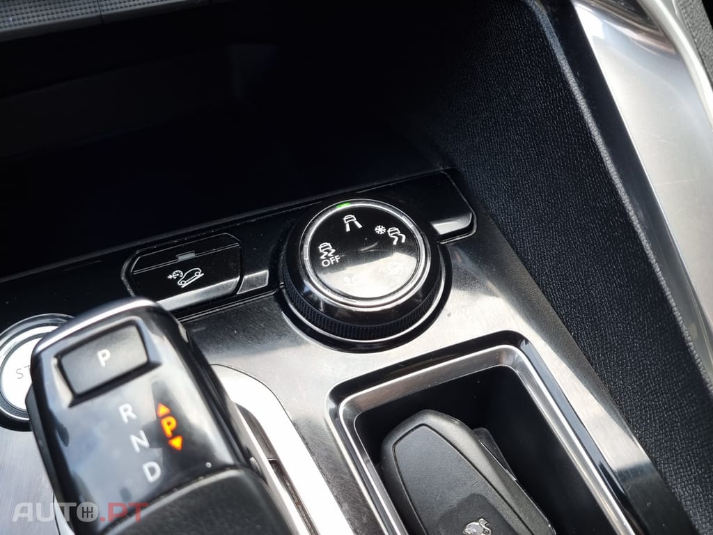 Peugeot 3008 1.2 PureTech Allure EAT6