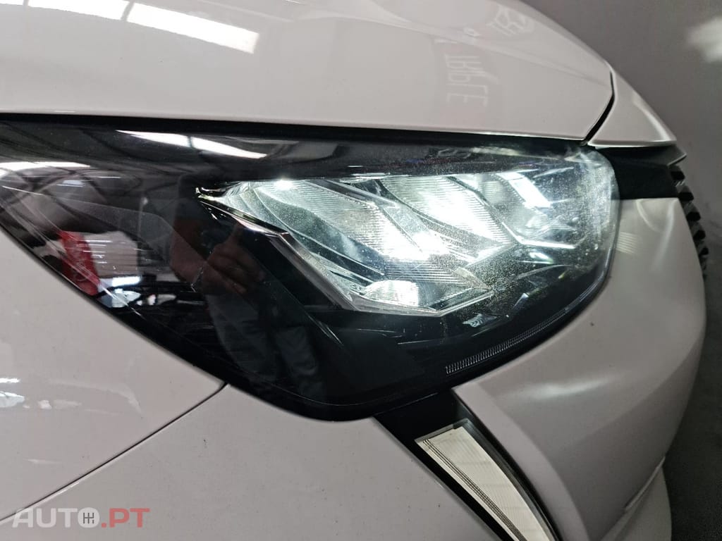 Peugeot 208 1.5 BlueHDi Allure