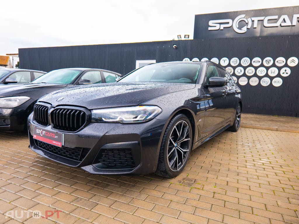 BMW 520 d Pack Desportivo M Auto