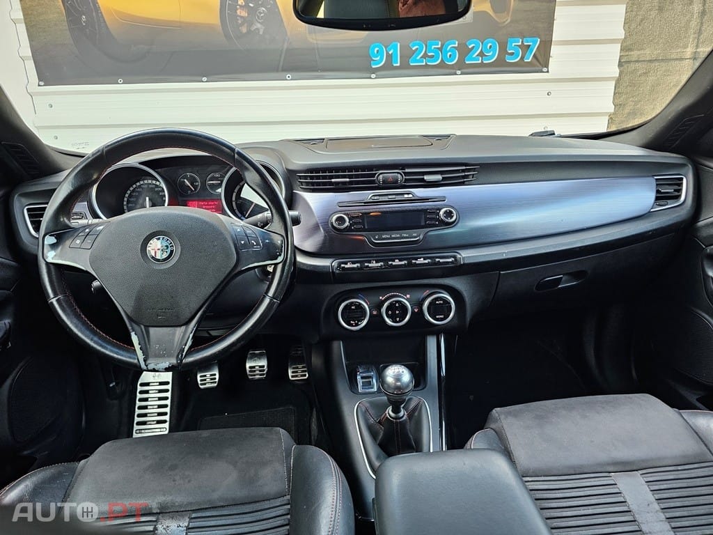 Alfa Romeo Giulietta 1.6 JTDm Distinctive
