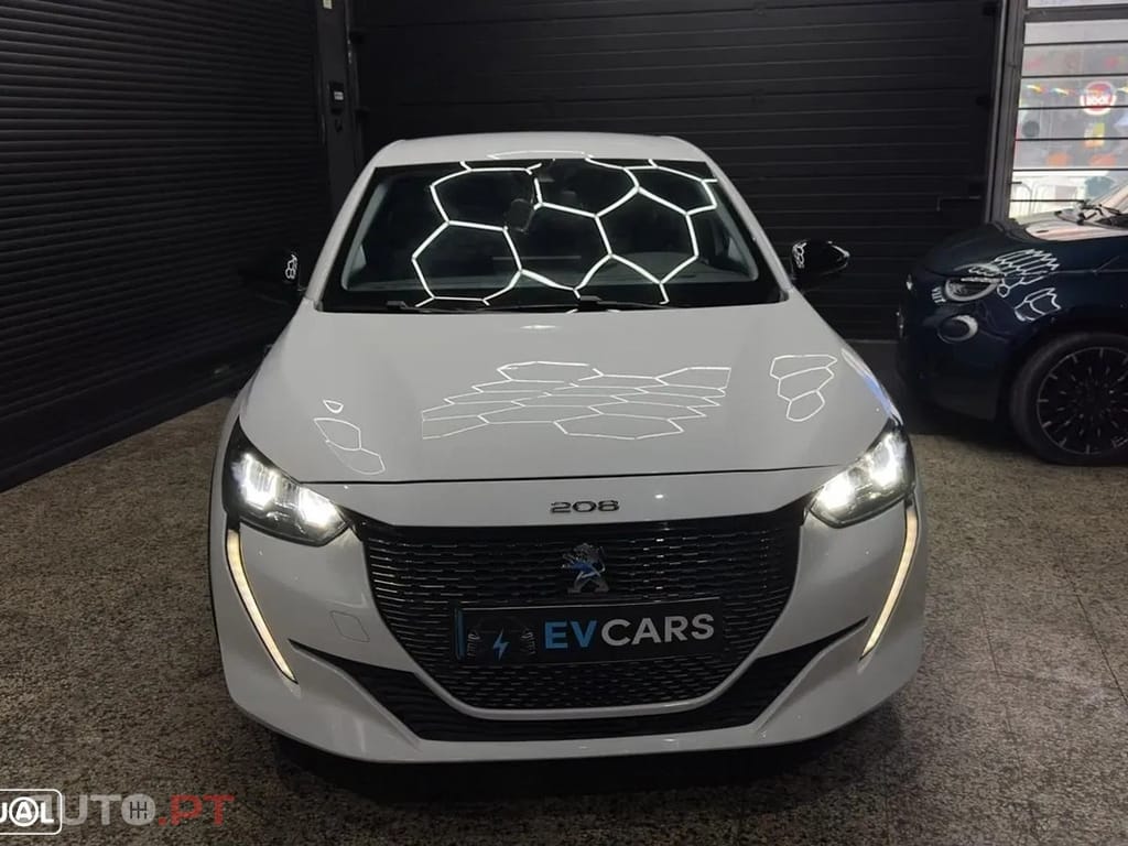Peugeot E-208 50 kWh Allure
