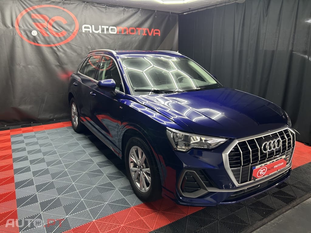 Audi Q3 45 TFSIe S line S tronic