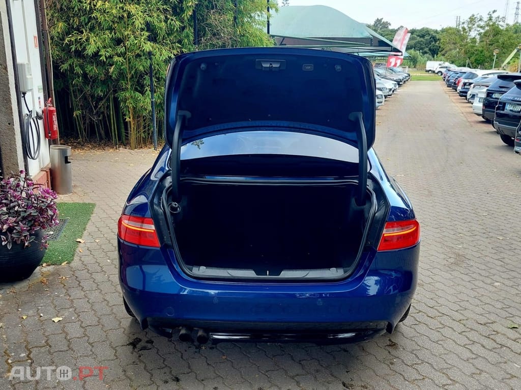 Jaguar XE 2.0 D R-Sport Aut.