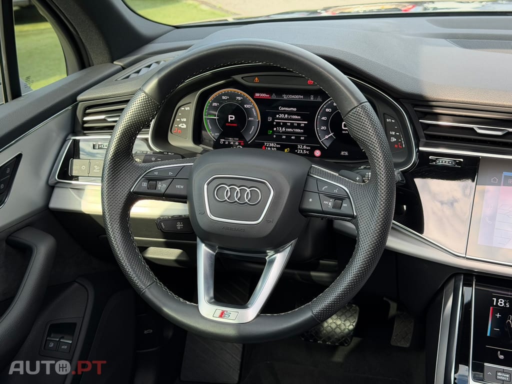 Audi Q7 60 TFSIe quattro S line Tiptronic