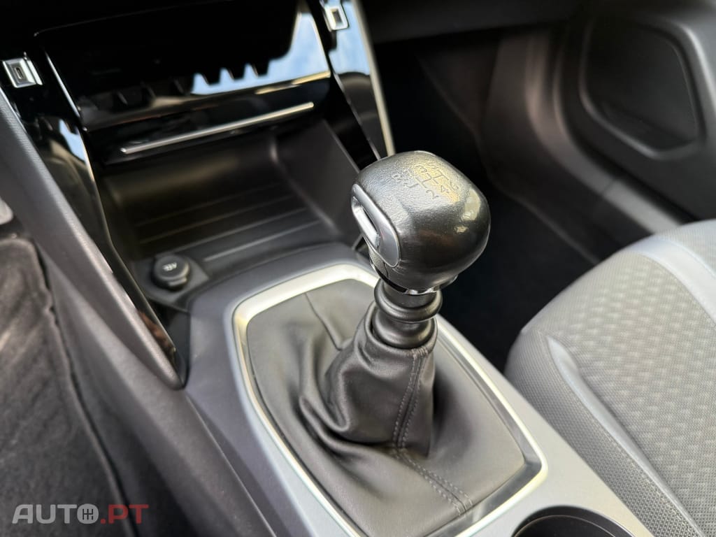 Peugeot 2008 PureTech 100 Stop&Start Allure Pack