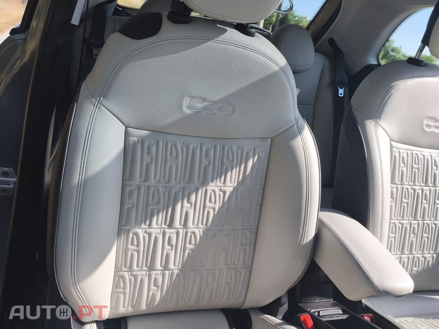 Fiat 500e La Prima