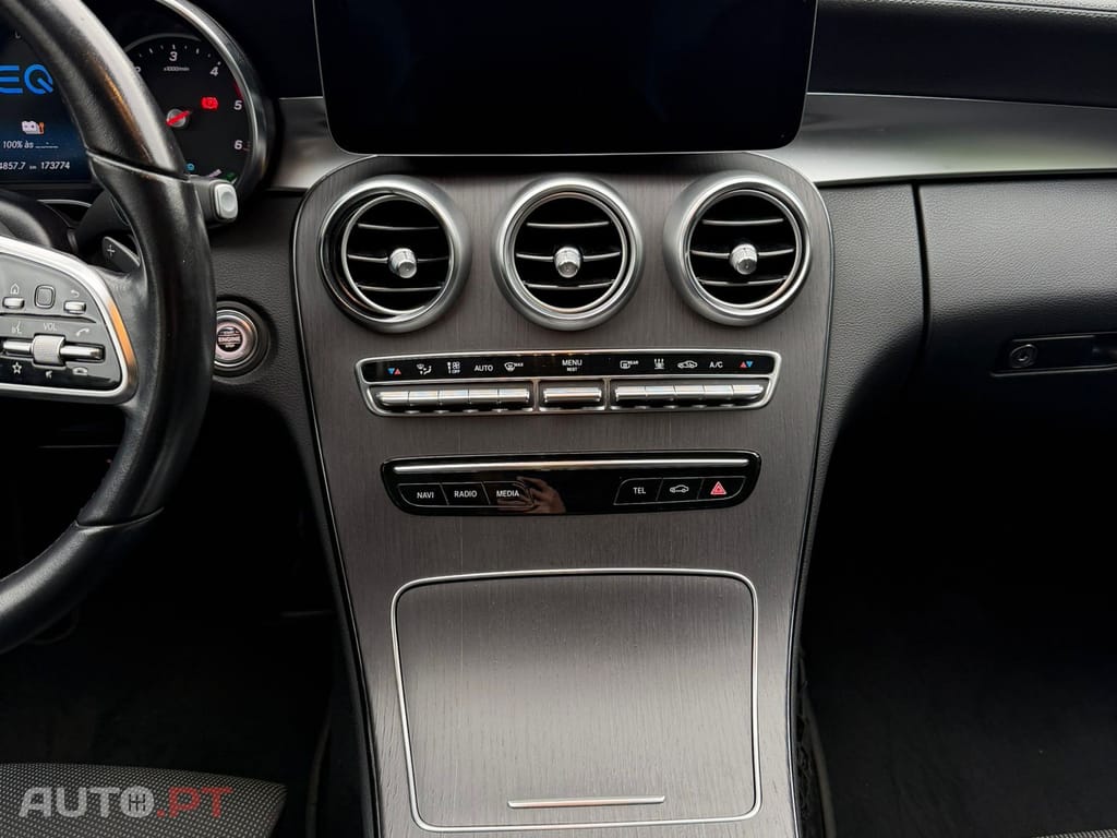 Mercedes-Benz C 300 de AMG Line