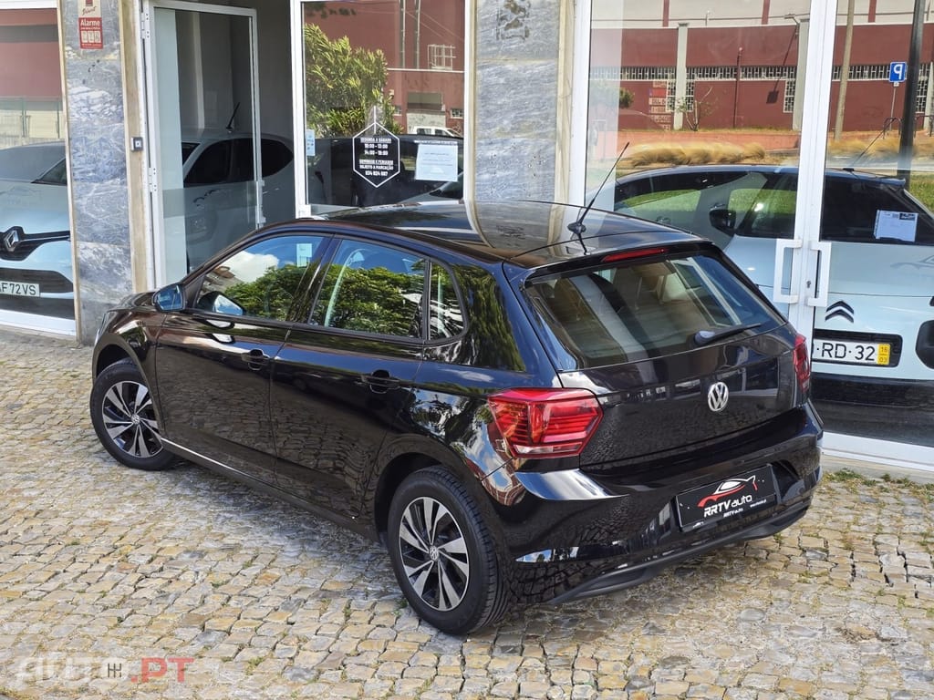 Volkswagen Polo 1.0 Confortline