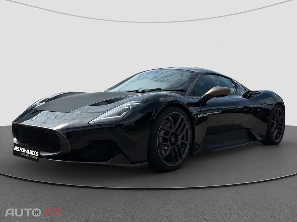 Maserati MC20 Standard