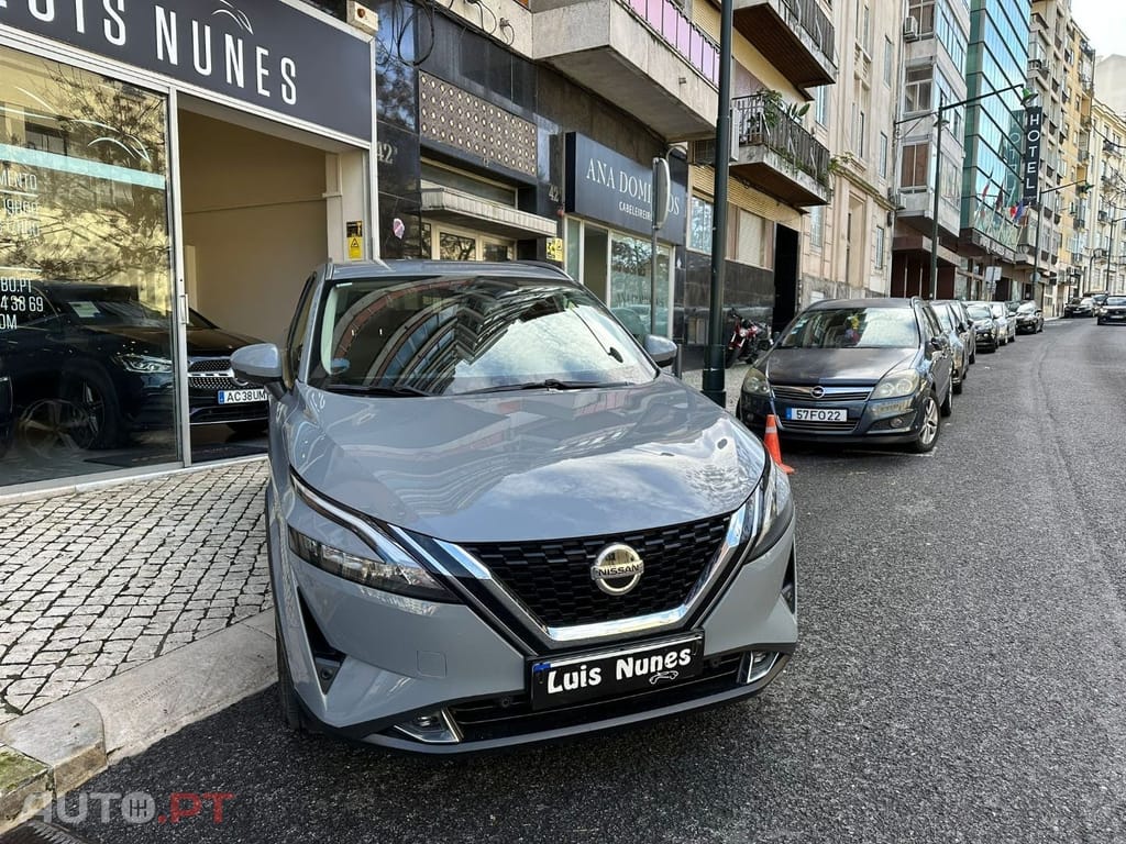 Nissan Qashqai 1.3 DIG-T N-Connecta Xtronic