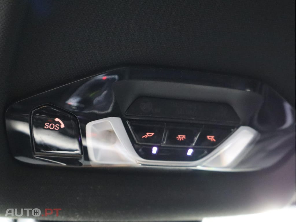 BMW 118 i Pack Desportivo M Auto