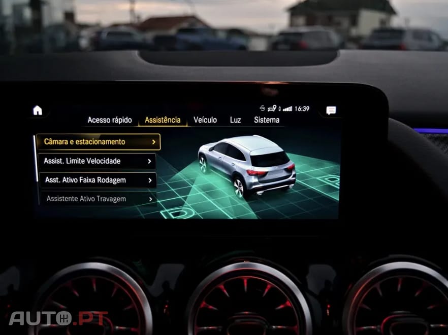 Mercedes-Benz GLA 250 e AMG Line