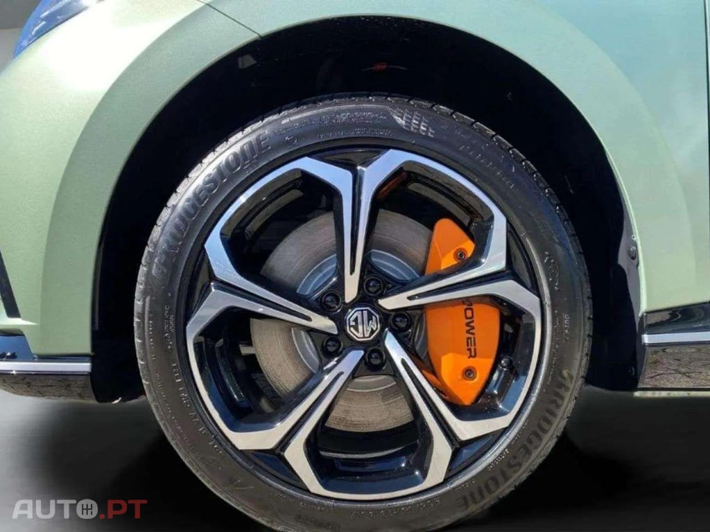 MG MG4 Xpower AWD 