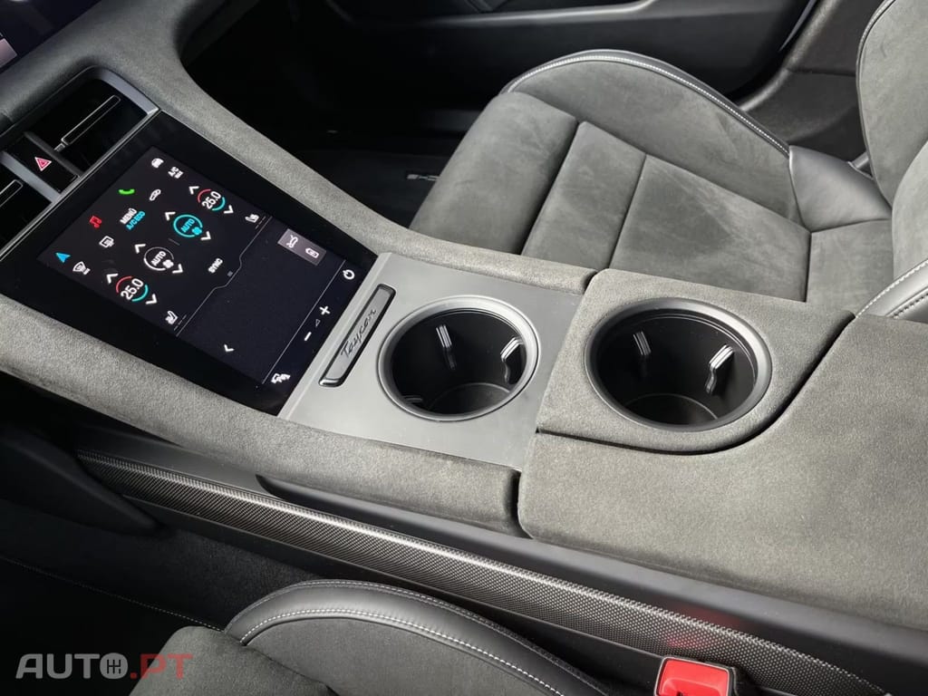 Porsche Taycan GTS I.V.A DEDUTIVEL 