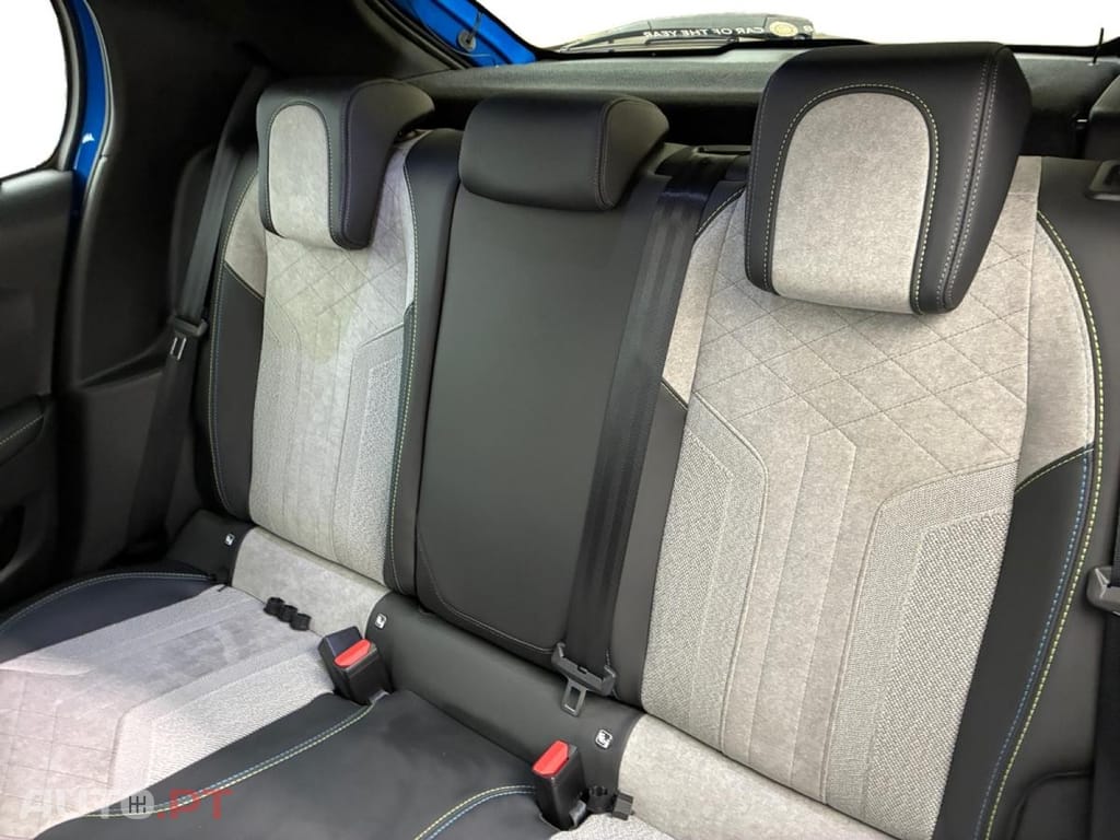 Peugeot E-208 50 kWh GT