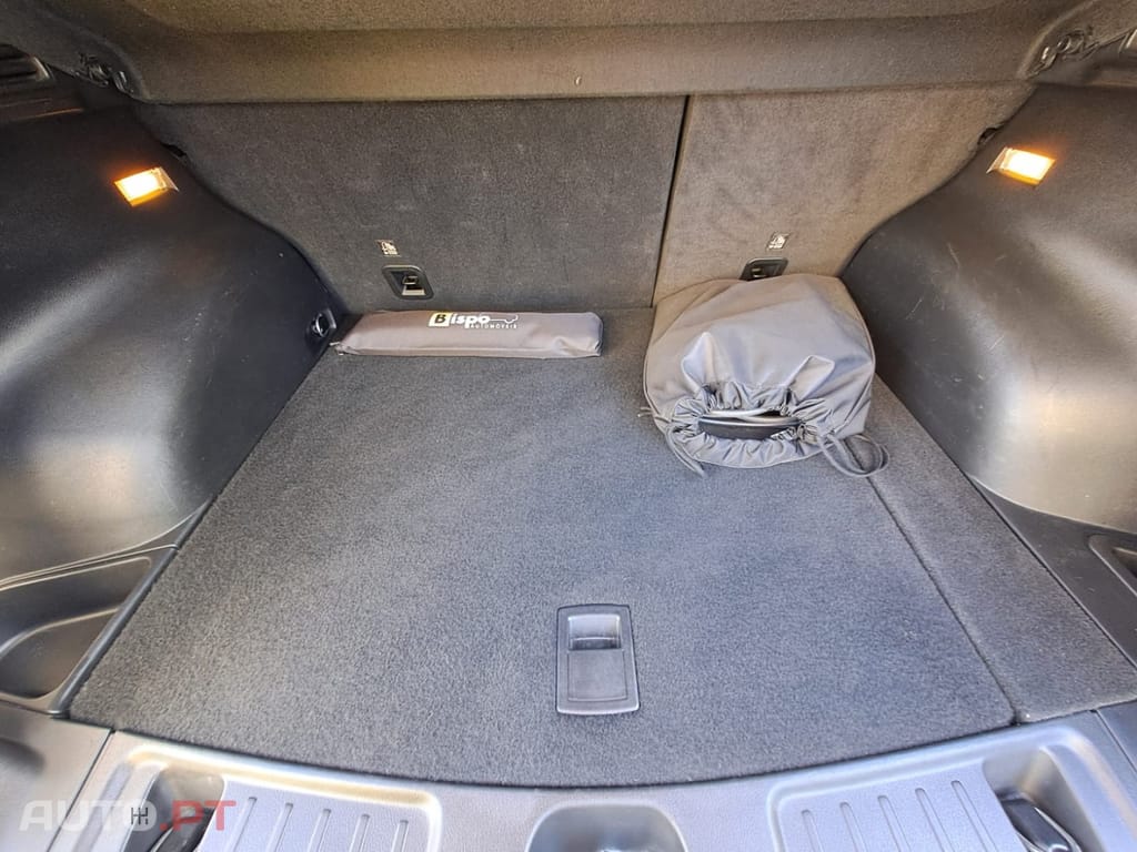 Jeep Compass 1.3 T4 4xe PLUG-IN HYBRID Auto Limited