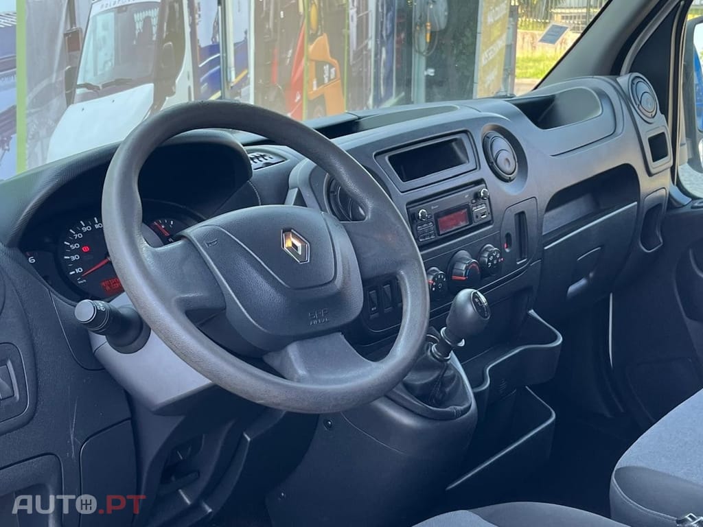 Renault Master 7 LUGARES + CAIXA 4000 mm