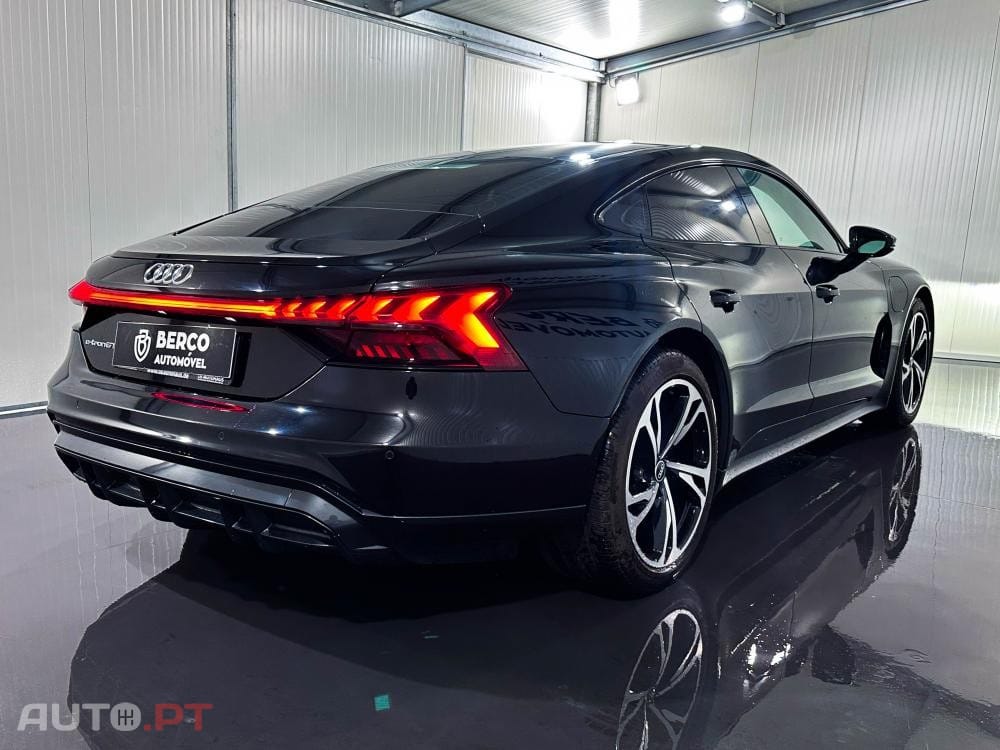 Audi E-Tron GT quattro