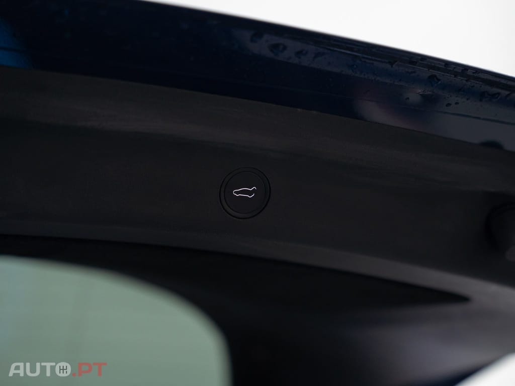 Tesla Model Y Long Range Tração Integral
