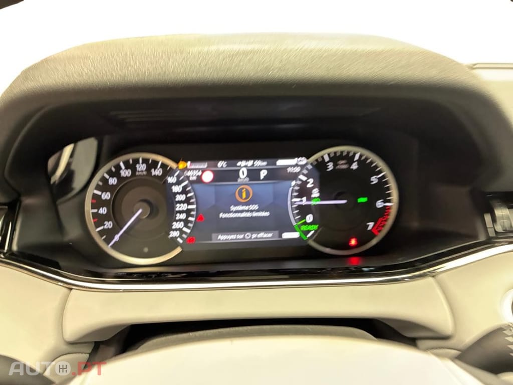 Land Rover Evoque 1.5 P300e AWD R-Dynamic HSE Auto