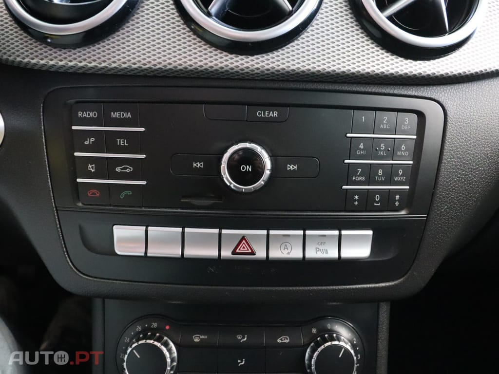 Mercedes-Benz B 180 CDi Urban — fotografia 19