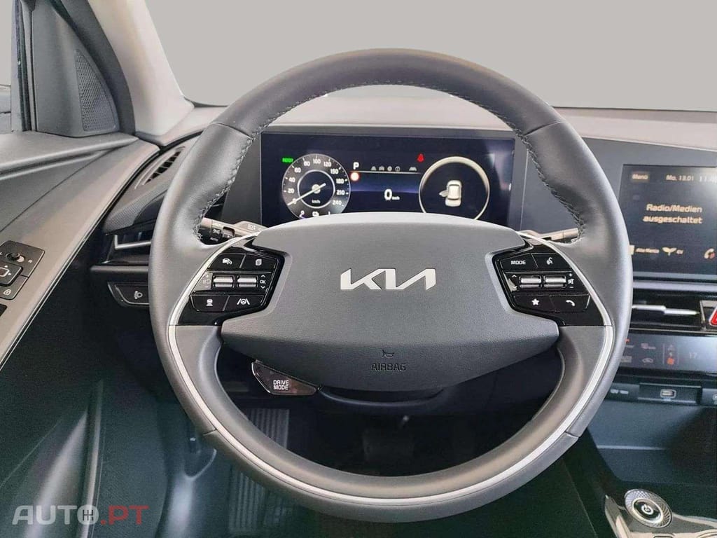 Kia Niro EV 64 kWh I.V.A DEDUTÍVEL 