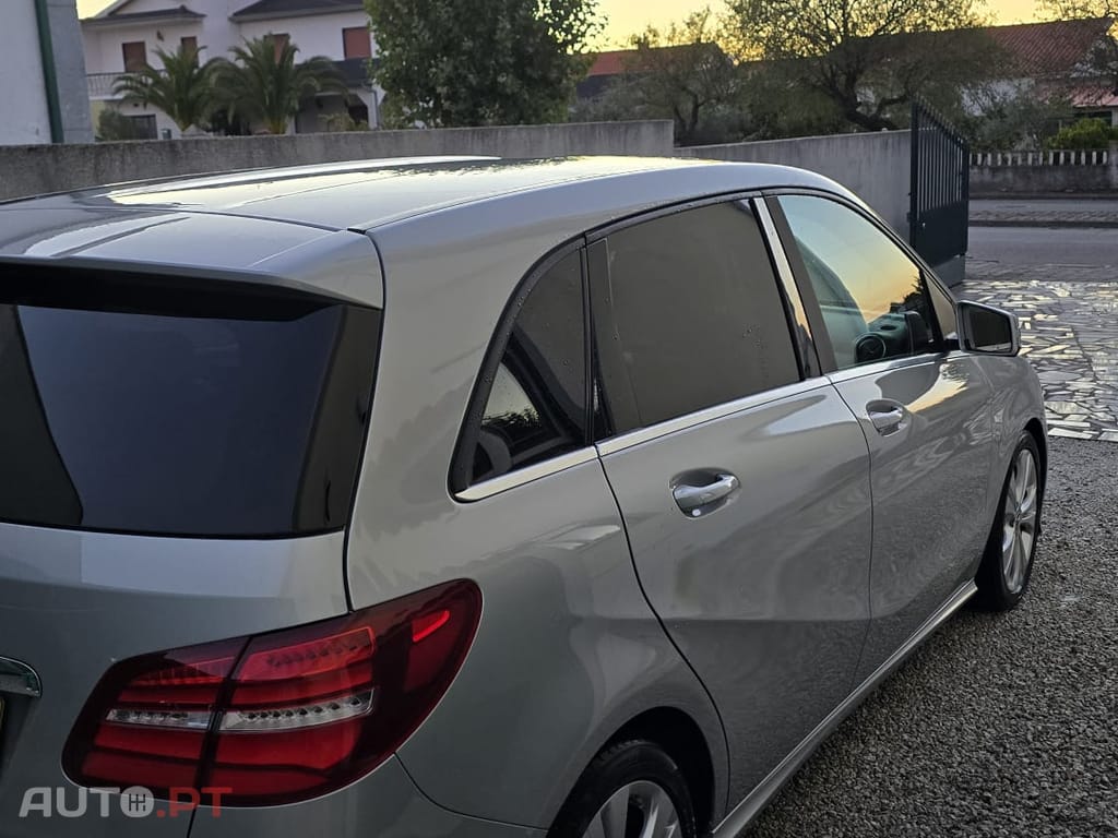 Mercedes-Benz B 180 Style +