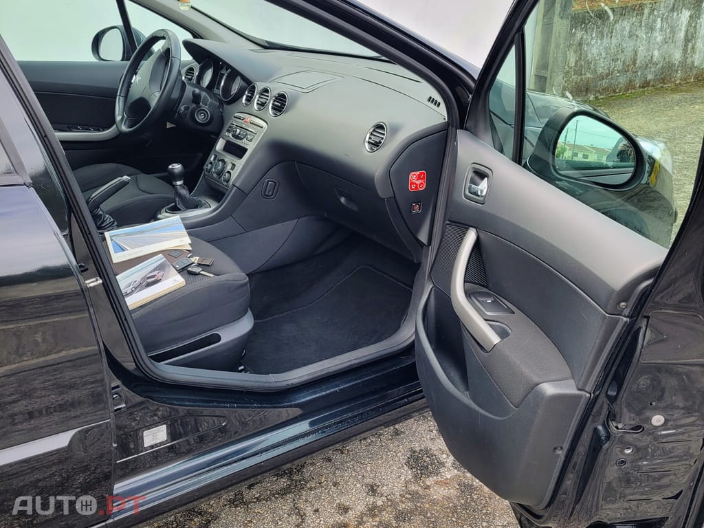 Peugeot 308 SW Navteq