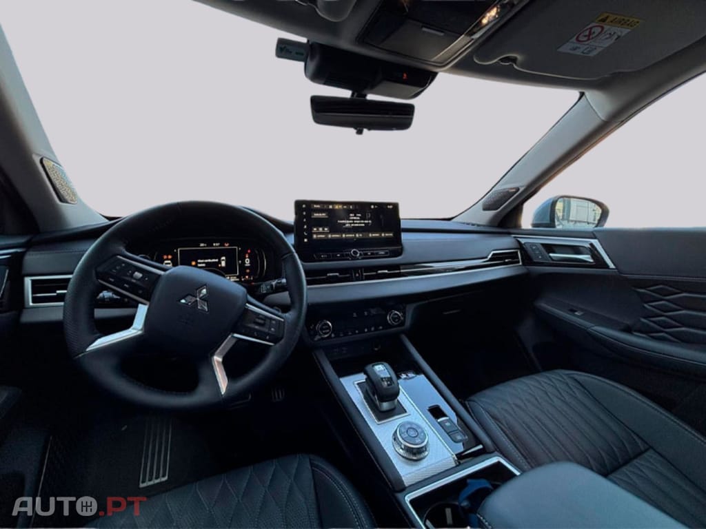 Mitsubishi Outlander 2.4 Instyle I.V.A DEDUTÍVEL 