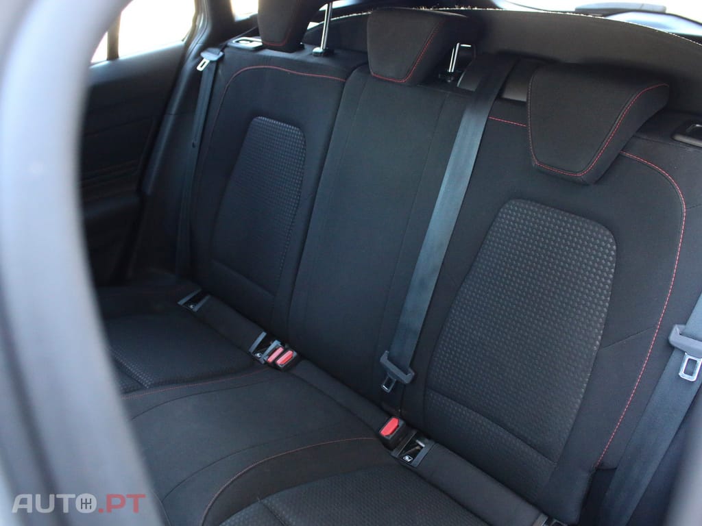 Ford Focus SW 1.0 EcoBoost MHEV ST-Line