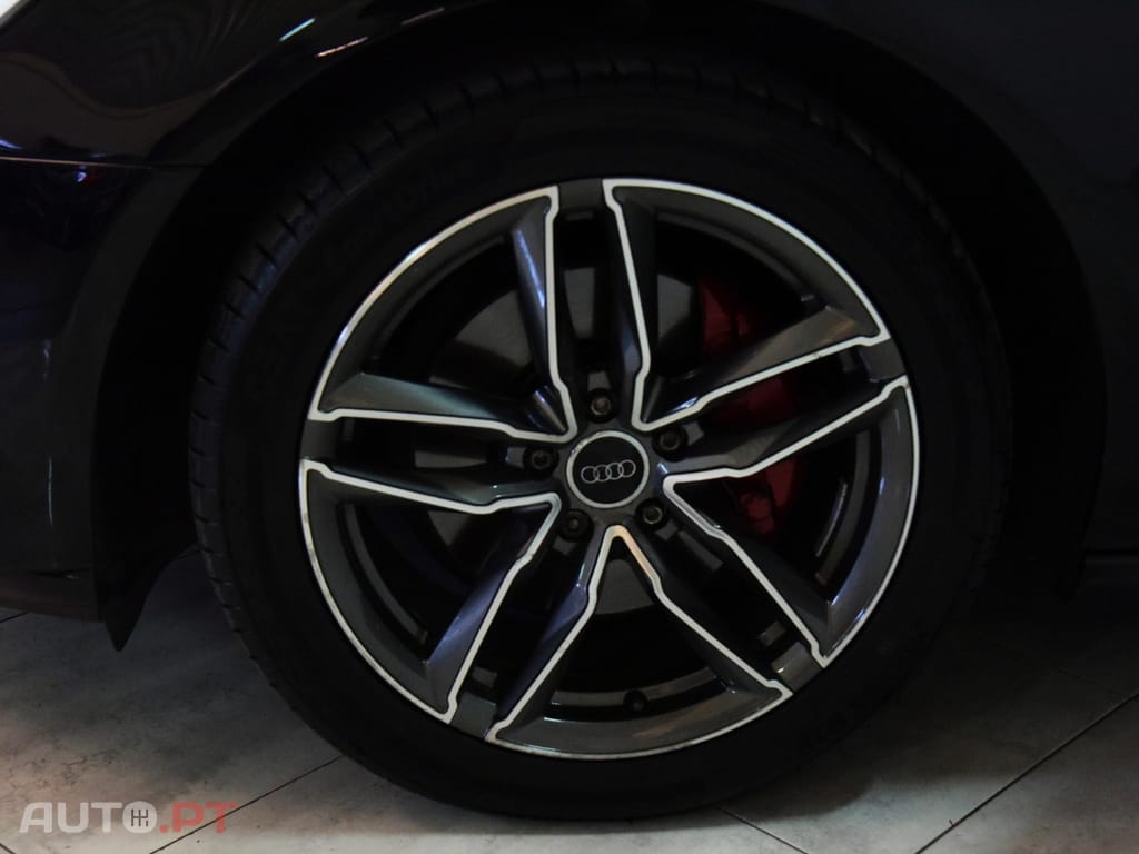 Audi A6 Avant 2.0 TDi Business Line Sport Multitronic