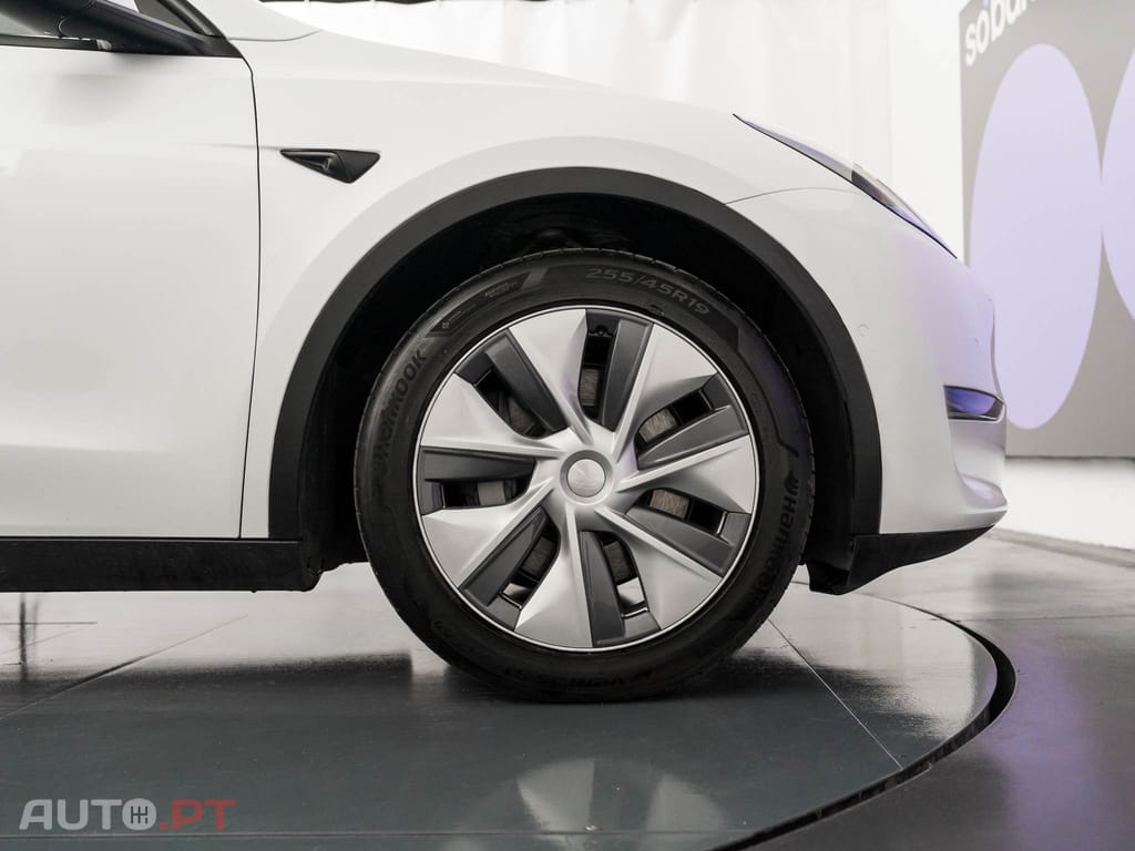 Tesla Model Y Long Range Tração Integral