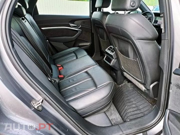 Audi E-Tron 55 quattro S line
