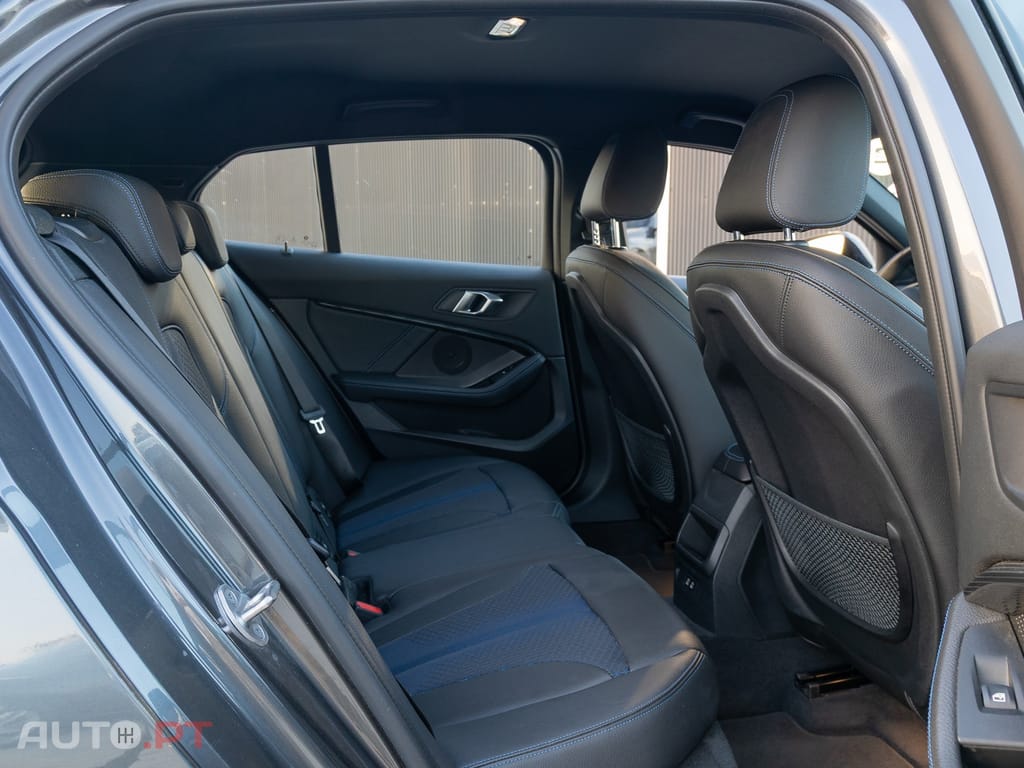 BMW 116 d Pack Desportivo M