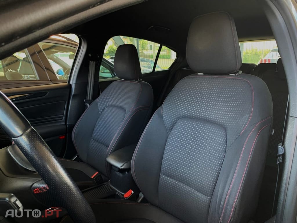 Ford Focus 1.5 TDCi EcoBlue ST-Line