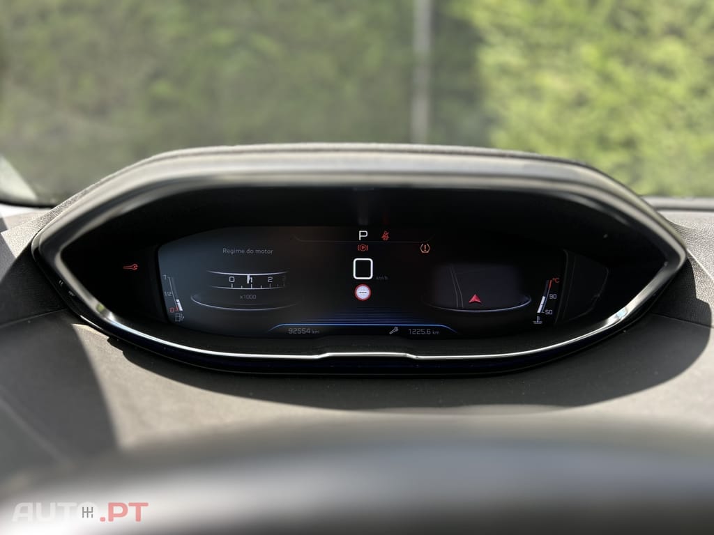 Peugeot 5008 1.5 BlueHDi Allure EAT8