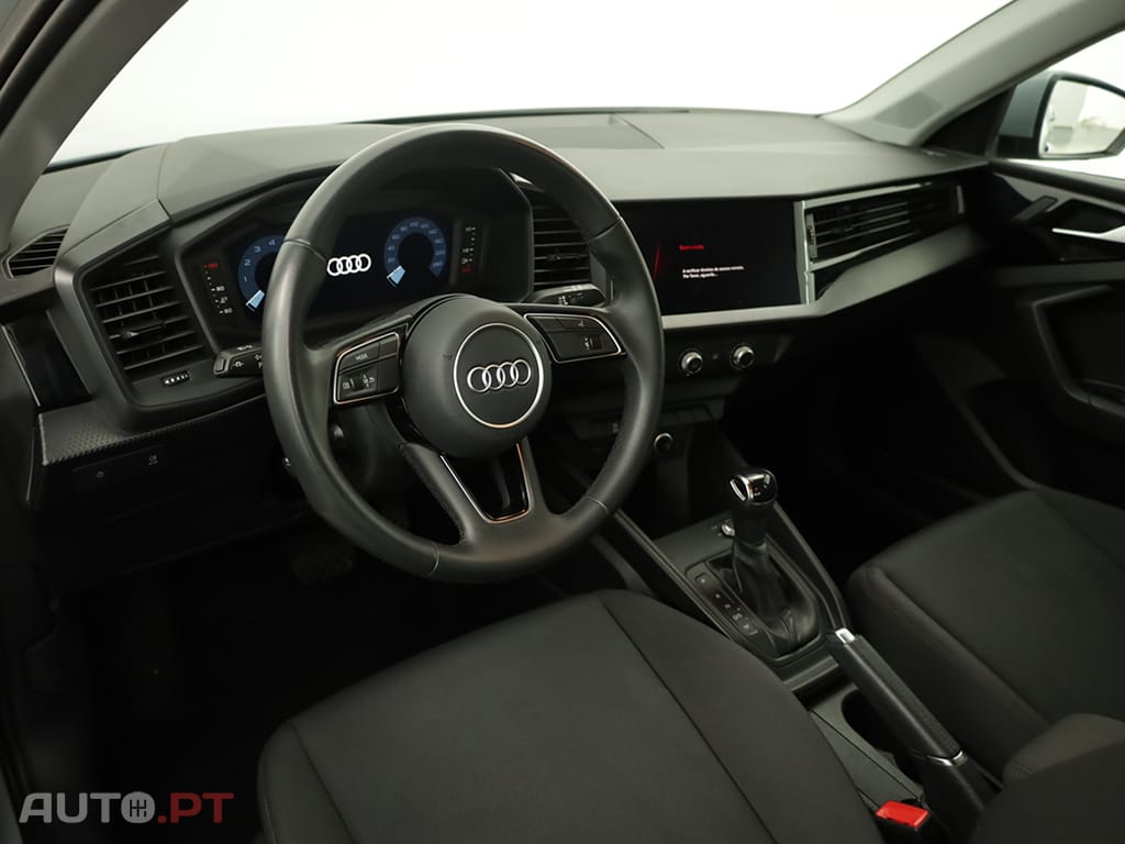 Audi A1 A1 SB 30 TFSI Advanced S tronic