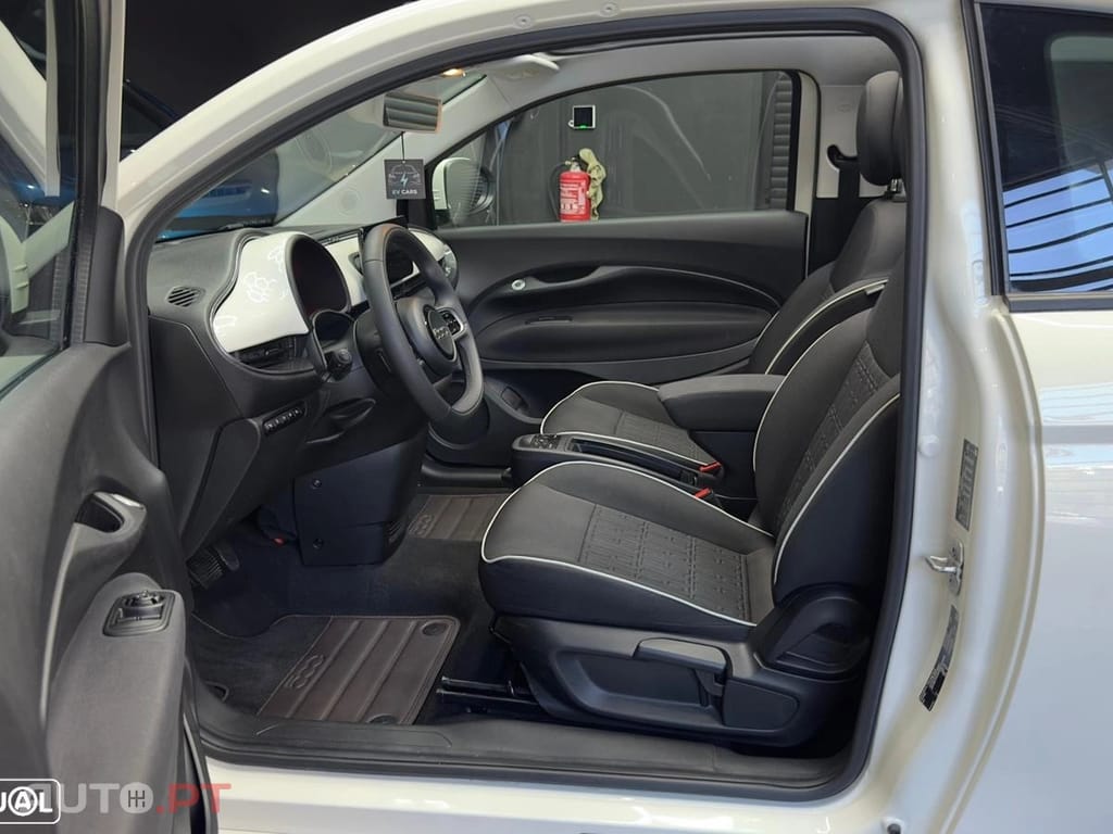 Fiat 500e 23,8kWh ICON