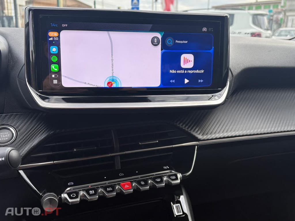 Peugeot E-2008 Allure 54kWH