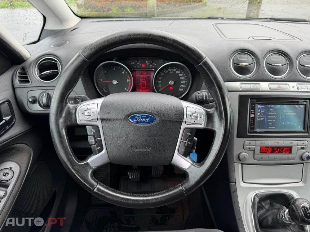 Ford S-Max 1.8 TDCi Titanium 7L