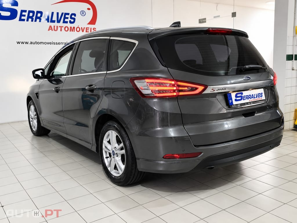Ford S-Max 2.5 FHEV Titanium