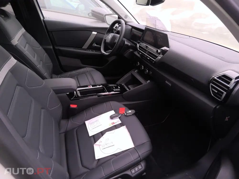 Citroen e-C4 X Shine