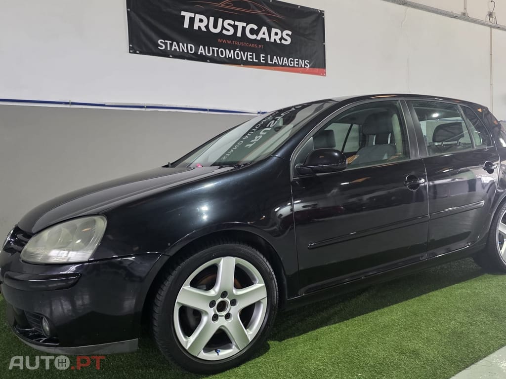 Volkswagen Golf 2.0 TDi Confortline