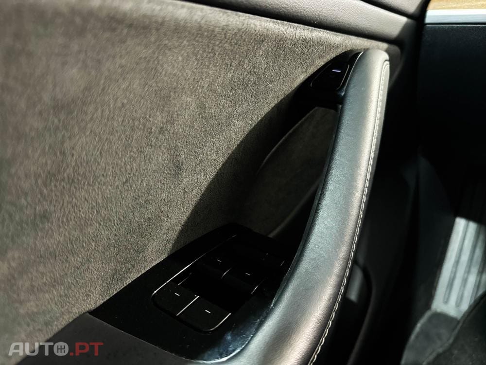 Tesla Model 3 Performance Dual Motor AWD