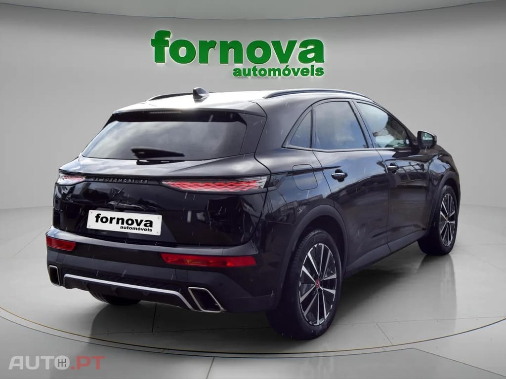 DS DS7 E-Tense Performance Line EAT8